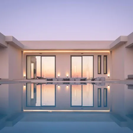 Caelum Villa, By Hellocrete * Pikris