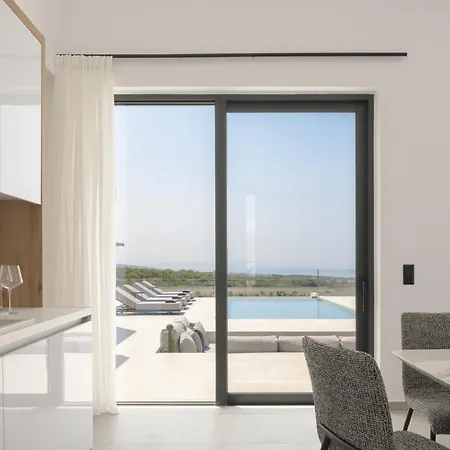 Caelum Villa, By Hellocrete