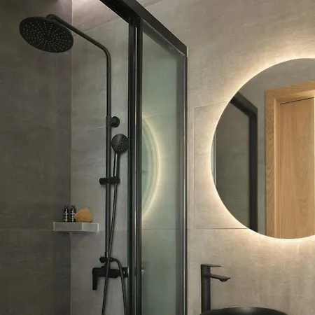 Villa Caelum Villa, By Hellocrete *