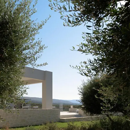 Caelum Villa, By Hellocrete